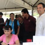 Realizan Feria de Empleo edición Rosa en Cancún