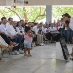 Pablo Bustamante acompaña a la gobernadora Mara Lezama a la Primera Feria de la Paz en Cancún
