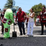 Supervisa Ana Paty Peralta jornadas de bacheo en Cancún