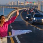 Puntual, a las 6:30 de la mañana Mara Lezama abre a la circulación el majestuoso Puente Vehicular Nichupté