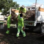 Con limpieza y rehabilitación de parques, fortalece Ayuntamiento de Cancún el bienestar de las familias 