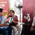 Atiende Mara Lezama de manera directa necesidades de habitantes de Lázaro Cárdenas