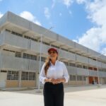 Entrega Mara Lezama primera etapa del CBTIS 301 en Cancún
